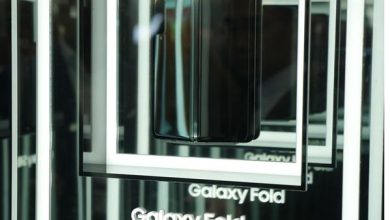 2000$ değerindeki Galaxy Fold modellerinde ekran sorunu başladı